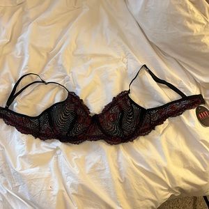 Black and dark red lacy underwire bra